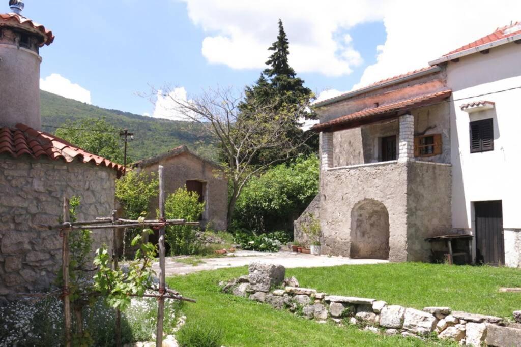Vacation Home Marinici Мощеницька Драга Екстер'єр фото