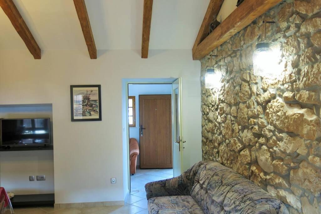 Vacation Home Marinici Мощеницька Драга Екстер'єр фото